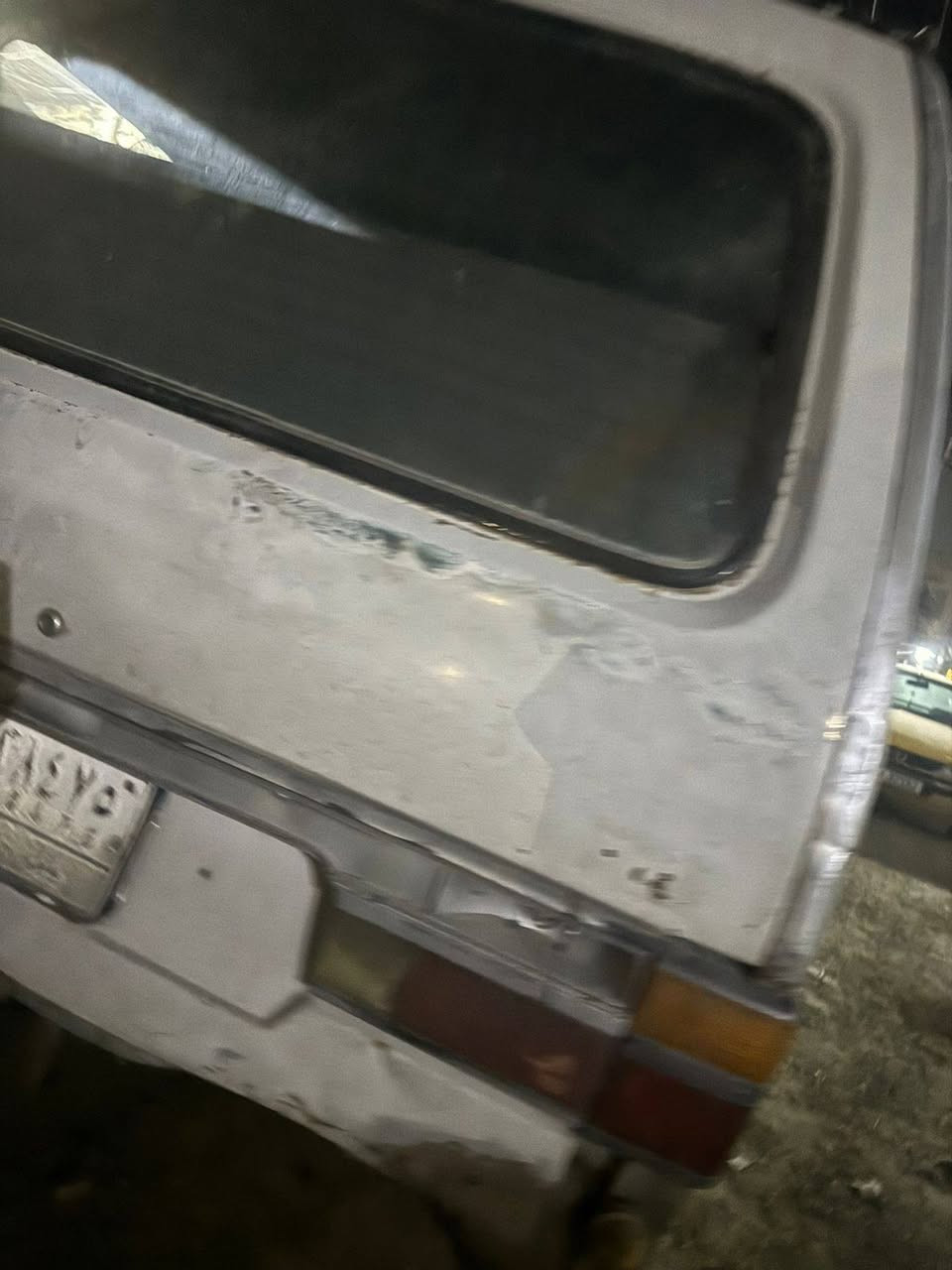 سلام عليكم كيه بسته للبيع موديل 93سياره كهربائيات كلهه شقاله سياره كايمه بس مراوس بسايبه مكان بغداد نتصل ***********
