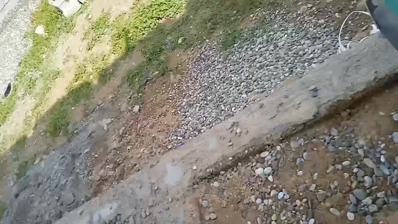 حادله يدويه واحد طن حدل بيوت داخل وخارج  وحدل بطريقة اسمنت اقوى انواع الحدل الاتصال على الرقم التالي ***********

