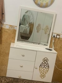 غرفة نوم • اثاث غرف نوم • ميز تواليت • غرفة اخشاب
