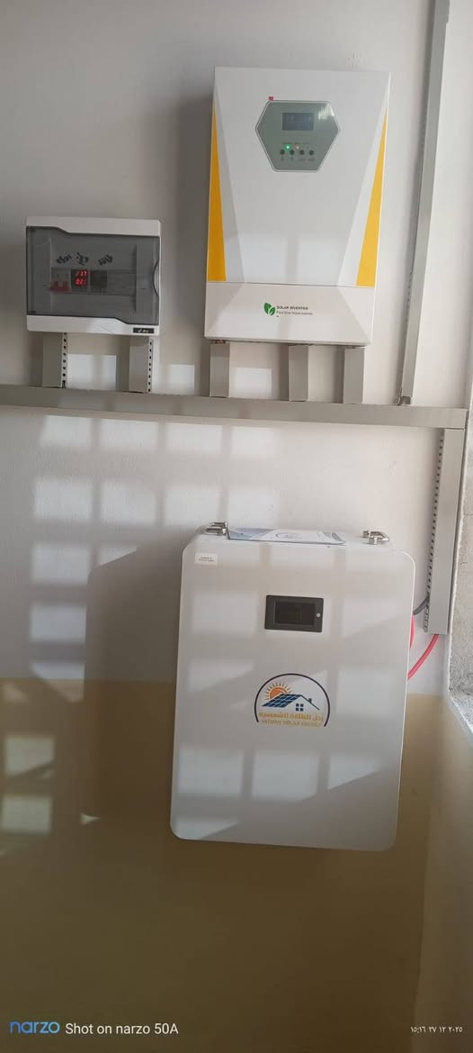 تم تنصيب منظومتين طاقة شمسية من قبل كوادر 
شركة زحل للطاقة الشمسية في يثرب قضاء بلد
بتاريخ ٢٧ كانون الاول ٢٠٢٥ 
استخدمنا بطاريات شركتنا JCL وهي ذات مواصفات عالية جدا واعطاء الزبون ارقام حقيقية
الواح ايكو يدعم التضليل الجزئي وحاصية A.B.C
وهي تعني ضد الغبار والكسر و الحرارة العالية والتوليد حتى اثناء الغيوم او اصابة جزء منها 
للحجز والاستفسار اتصل بالرقم التالي 
***********
