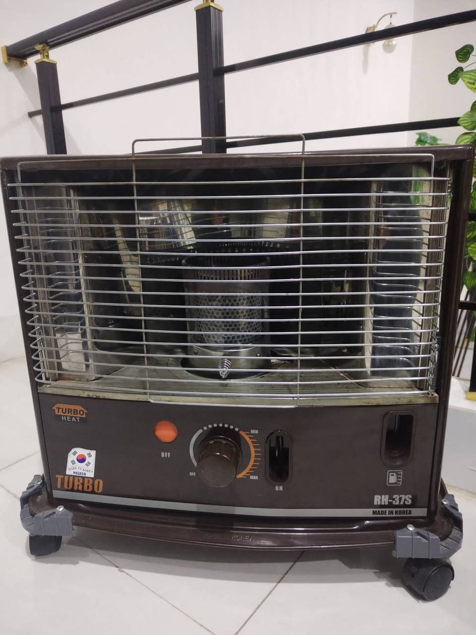 3 صوبات مستخدمات نظيفات شرط الفحص حتى نفط بيهن السعر 170 الف ***********
