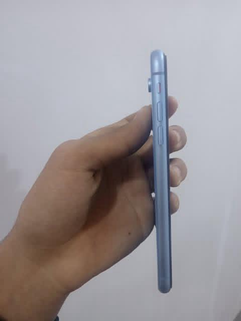 السلام عليكم مكلف بالنشر 

ايفون XR للبيع ذاكره ١٢٨ بطاريه ٨٧ مامبدل بي شي السعر ٢٠٠ قفل للتواصل خاص او ***********
