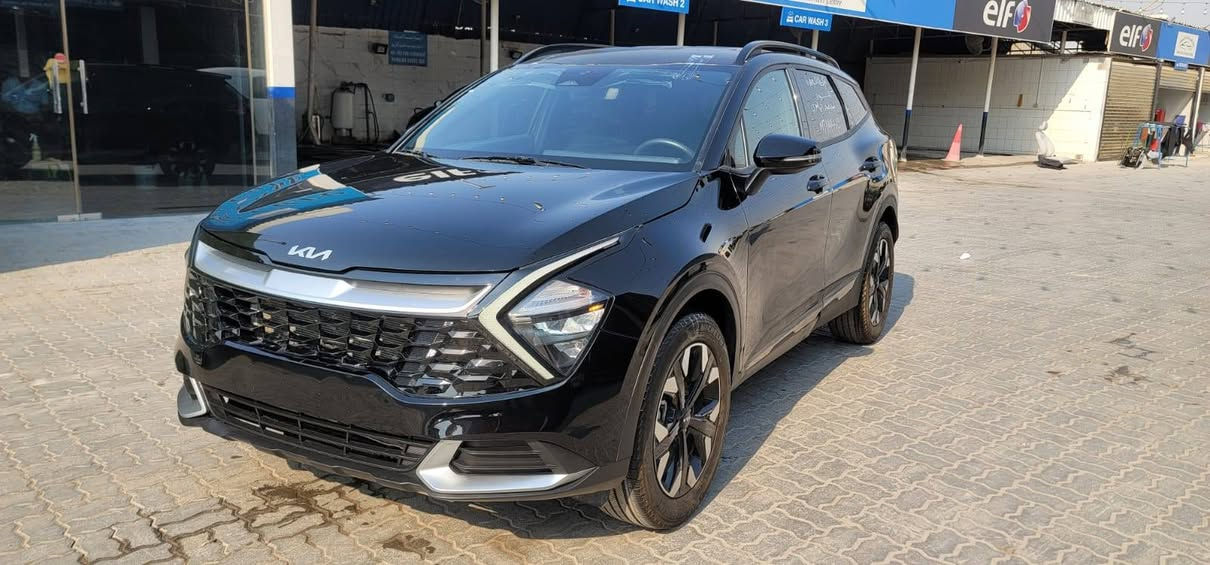 من الامارات الان 
تم الشحن الى العراق 
كيا سبورتج 2024 عداد زيرو 
السعر 150$ مع رقم شهداء واصل جميع المحافضات جاهزه فقط ضريبه على المشتري
مكاني بصرة المشراك *********** وات ساب فقط
