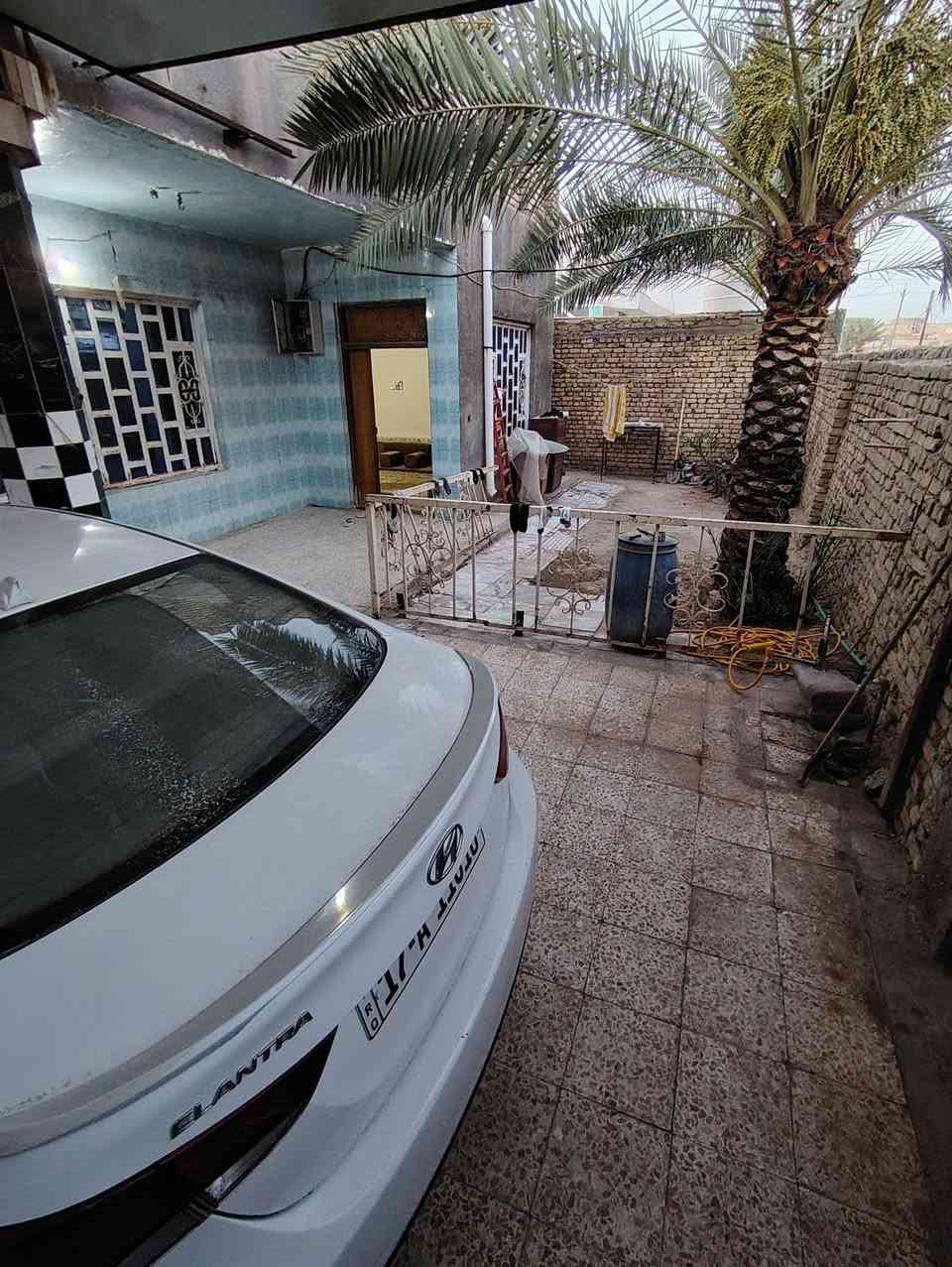 دار للبيع بالفتاحيه 
📐 مساحته ٣٠٠متر

❗ثاني بيت عن الشارع الرئيسي شارع رؤوف

❗ يتكون من غرفتين +صاله +مطبخ+استقبال

📍 بيت بناء مرتب

💵 السعر خاص

📞 للاستفسار ادخل خاص وتدلل 

او واتساب ***********
