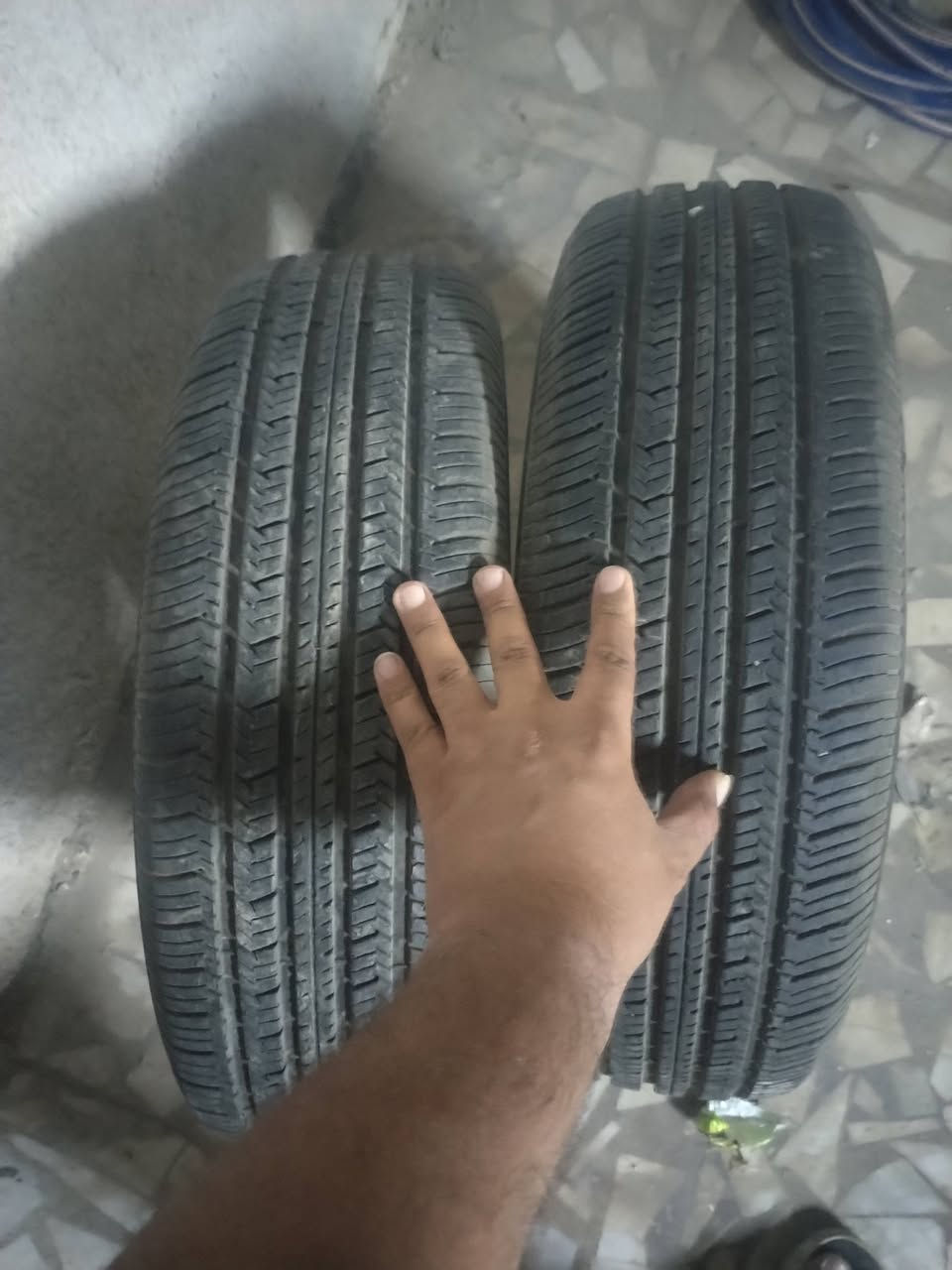 سلام عليكم زوج تأيرات نضاف مثل مواضح بل صوره حجمهن 185/65/15  ستعمالهن سبوع السعر 50وبيعن مجال المكان بغداد  الهاتف ***********
