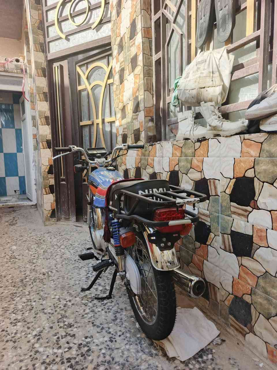 السلام عليكم دراجه 4كير للبيع او مراوس الدراجه كافله كفاله من عده الدشبول اوراق سكنر دراجه تاخذه ربع متصرف اخت الجديده مكينه بل جيس وغراضه البلاد موجوده طك لايلون الاسعر 650وبيه مجال للطيبين رقم وتساب شريحه لل اسفتفسار رقمي ***********
