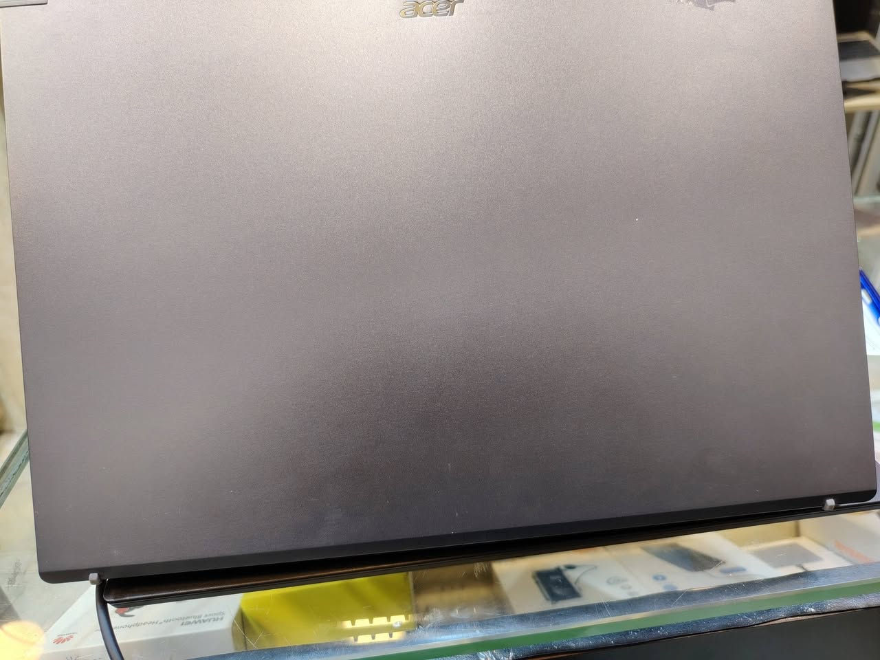 💻 Acer Aspire 5 A514
⚙️ المعالج: Intel Core i5 (الجيل 12) 🧠 الذاكرة (RAM): 12GB 💾 التخزين: 512GB SSD 🎮 كارت الشاشة: Nvidia MX550 2GB 🖥️ الشاشة: 14.1" Full HD
🎁 الملحقات: 🔌 شاحن أصلي 🎒 حقيبة 🖱️ ماوس
💰 السعر: 425,000 دينار عراقي فقط
📍 العنوان: الموصل – المجموعة الثقافية، مجاور شركة طاقة
🚚 خدمة التوصيل متوفرة إلى جميع محافظات العراق
📞 للاستفسار والطلب: ***********
