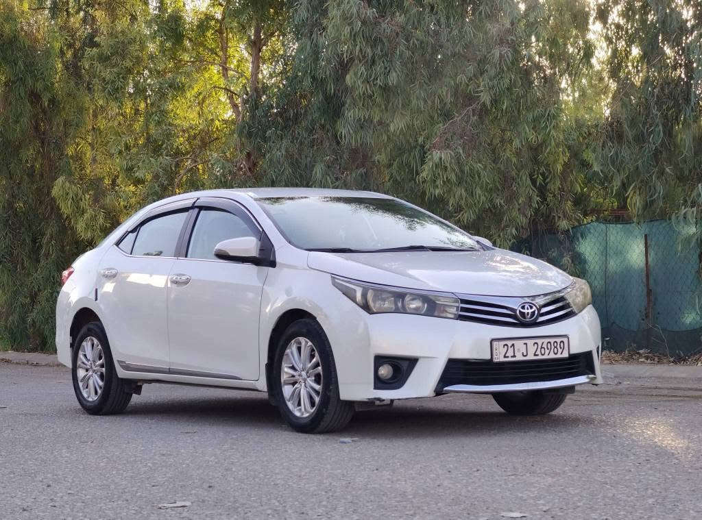 Toyota Corolla  GLi
تۆیۆتا کرۆلا 
مۆدیل 2014 
شەریکە جیهان 
مواسەفات GLi 
ڕەقەم و سەنەوی تازەیە هەتا  2029 
بەناوی خۆمانەوەیە بەشەرتی تەحویل 
گێڕ و مەکینە و ئەکسلی نەکراوەتەوە بڕغوی لێ بانەدراوە  بەشەرت و بێعەیب و زۆر مەزبوتە لەسەر بیلاد ماوەتەوە 
مەکینە 1.8 
گێڕی ئۆتۆماتیک و عادی 
مواسەفاتی :
-  ناو زەرد بیلاد
- بەصمە 
- شاشە و کامیرە 
- حاسە 
- سوکان ڤۆڵیۆم 

 سۆنەری دانراوە تەنها دوو بست سبوغی هەیە لە دۆسەی سایەق و تەواو تایەکانی تازەیەو تەقەو ڕەقەی بەشەرت زۆر تونوتۆڵ و مەزبوتە 
سعر135$ وەرەقەو مەجالێکی کەم 
 Viber & Whats app 
***********
*********** شمشمل, السليمانية
