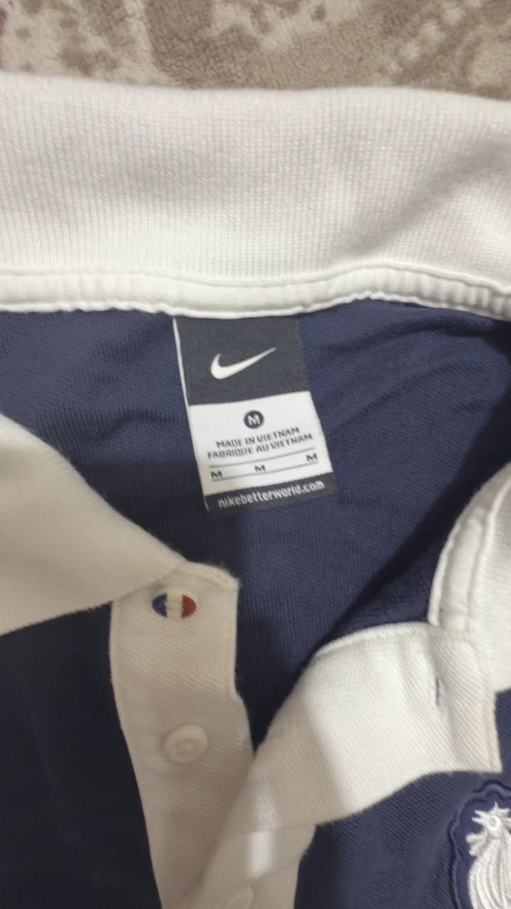 تشيرت نايكي الديك الفرنسي. قياس M السعر 10 الف


**إذا كنت صاحب هذا الإعلان وتريد حذفه لأي سبب، رجاءا أرسل رسالة إلى الدعم الفني**