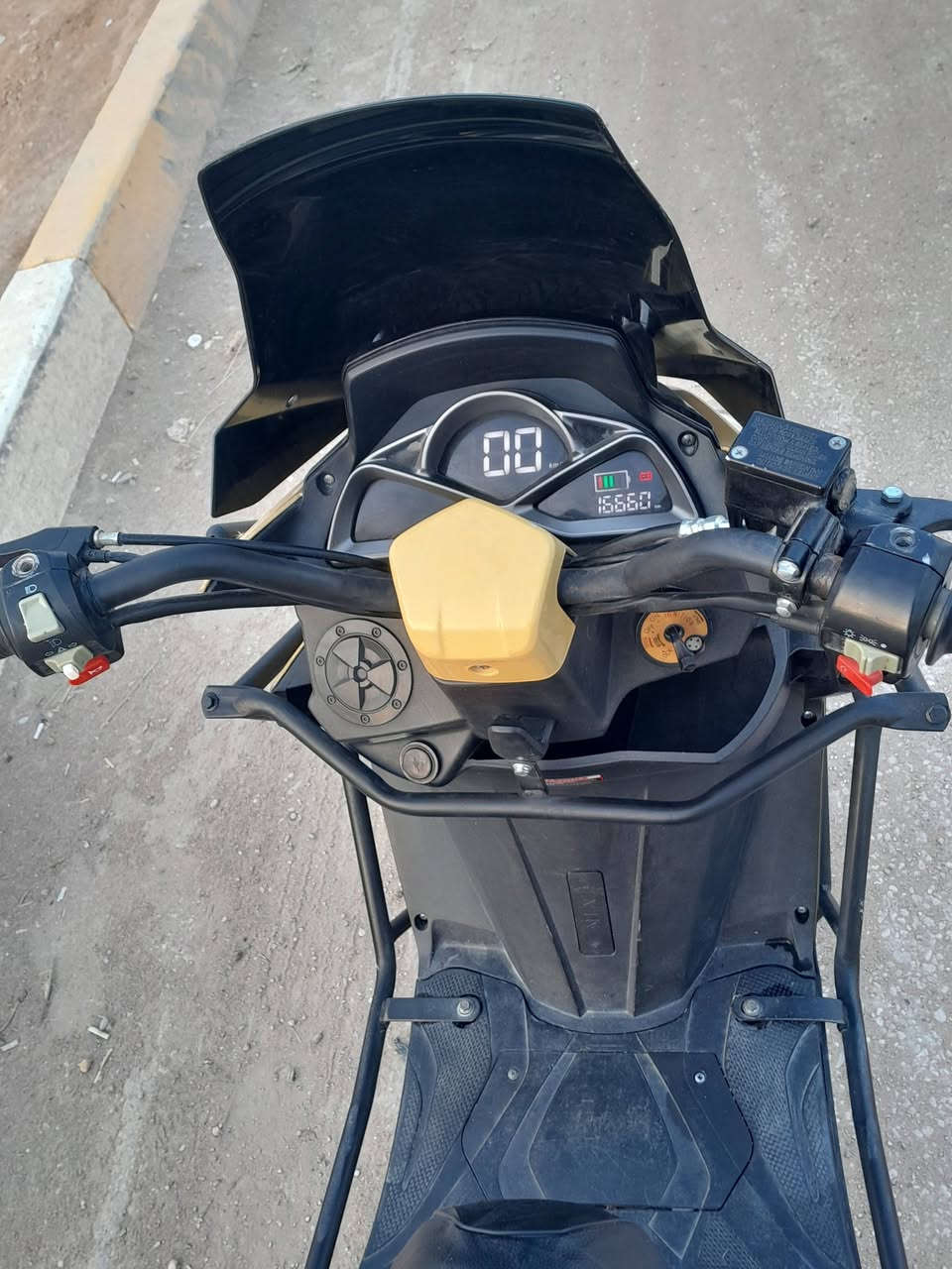 السلام عليكم شباب دراجه سترونك جبلي موديل 2023 سرعه 140 سلف هندر لايت اشاير دبل اشاره نكره سلف بكل وقت مال جناي محرك ناعم شلعه ومعدل فول مابيها نقص برغي. بيع ومراوس السعر 500وبيها مجال الشراي
العنوان كربلاء الحسينيه. رقم الهاتف ***********
