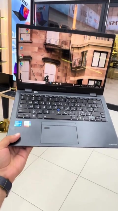 Tosheba daynabook  Cpu cori5th11 Rom 256gb ssd Ram 8gb Gpu intel iers 4gb Display 13.5inch بسعر400الف والتوصيل مجاني  *********** ***********
