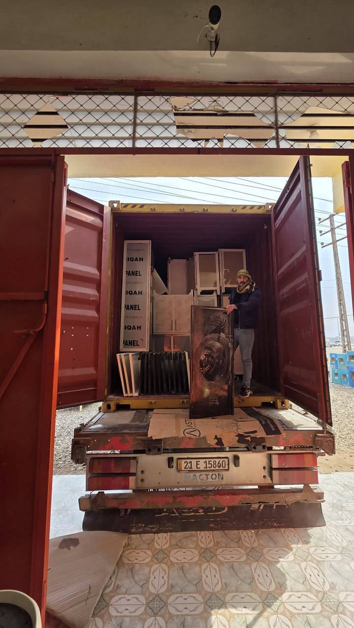 بشرى سارة لأهالي الصويرة الكرام! 📢
وصلت الآن "حاوية كاونترات الألمنيوم" الجديدة كلياً إلى مجمع الربيع. أحدث الموديلات، ألوان عصرية، وموديلات رائعة. لا تجدد مطبخك قبل ما تمر علينا وتشوف التشكيلة الجديدة!
 * الموقع: قضاء الصويرة - طريق بغداد/صويرة.
 * العلامة المميزة: مقابل محطة رضا الصالح الثانية (وأنت ذاهب باتجاه الصويرة).
 * النوعية: ألمنيوم .
مجمع الربيع.. بيتكم أجمل معنا! ✨


**إذا كنت صاحب هذا الإعلان وتريد حذفه لأي سبب، رجاءا أرسل رسالة إلى الدعم الفني**