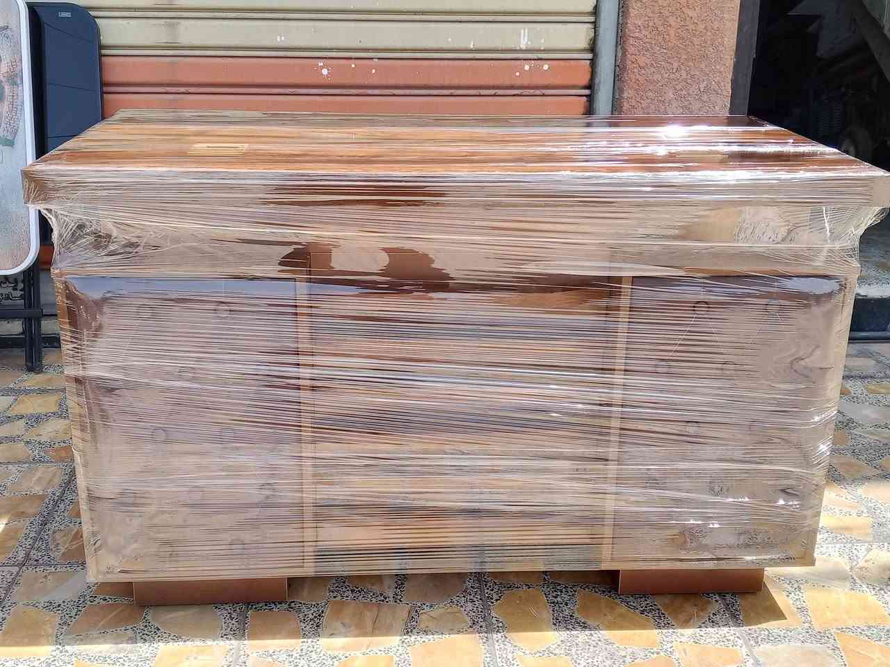 ميز مكتب جديد+كرسي دوار اسعار جمله عنوان بغداد مدينه الصدر ق24
تواصل واتساب ***********
