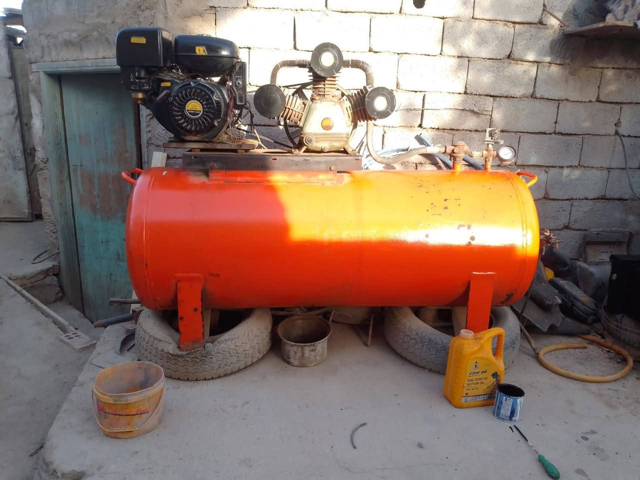 🔥 خزان هواء / كمبريسر SET تركي أصلي للبيع 🔥
✔️ صناعة تركية – شركة SET
✔️ سعة كبيرة 500 لتر
✔️ ضغط تشغيل 6.5 بار (يتحمل حتى 11 بار)
✔️ سماكة خزان قوية 5 ملم
✔️ فحص هيدروليكي + علامة CE
✔️ نظيف وجاهز للعمل
✔️ مناسب للورش، المصانع، والأعمال الصناعية
📍 سنة الصنع: 2012
💰 السعر: مليون دينار
📞 للاستفسار والاتصال: ***********
