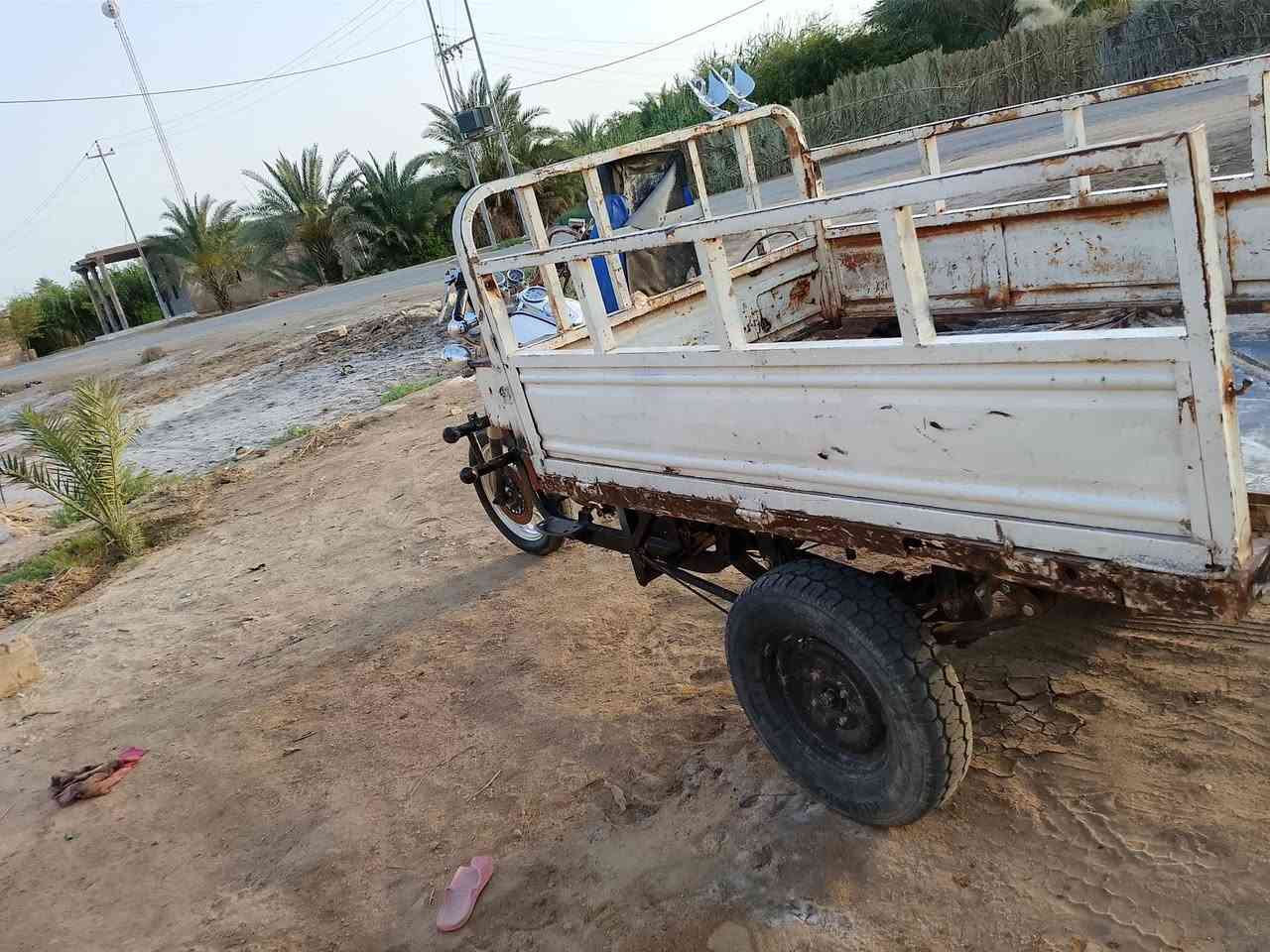 ستوته لبيع مديل 7باب ثاني رقم اسود بيه معامله واصله ترقم ومتروكه اطيك سنويه ورقم ومعامله باقي عليك بدي دبلات تواير 3 
اكسن كهربائيات بلاد صالنصه بس شاصي بيه خياس من جوه دواسه مال بريك سعر 950 وبيه مجال مكان رميثئ ***********
