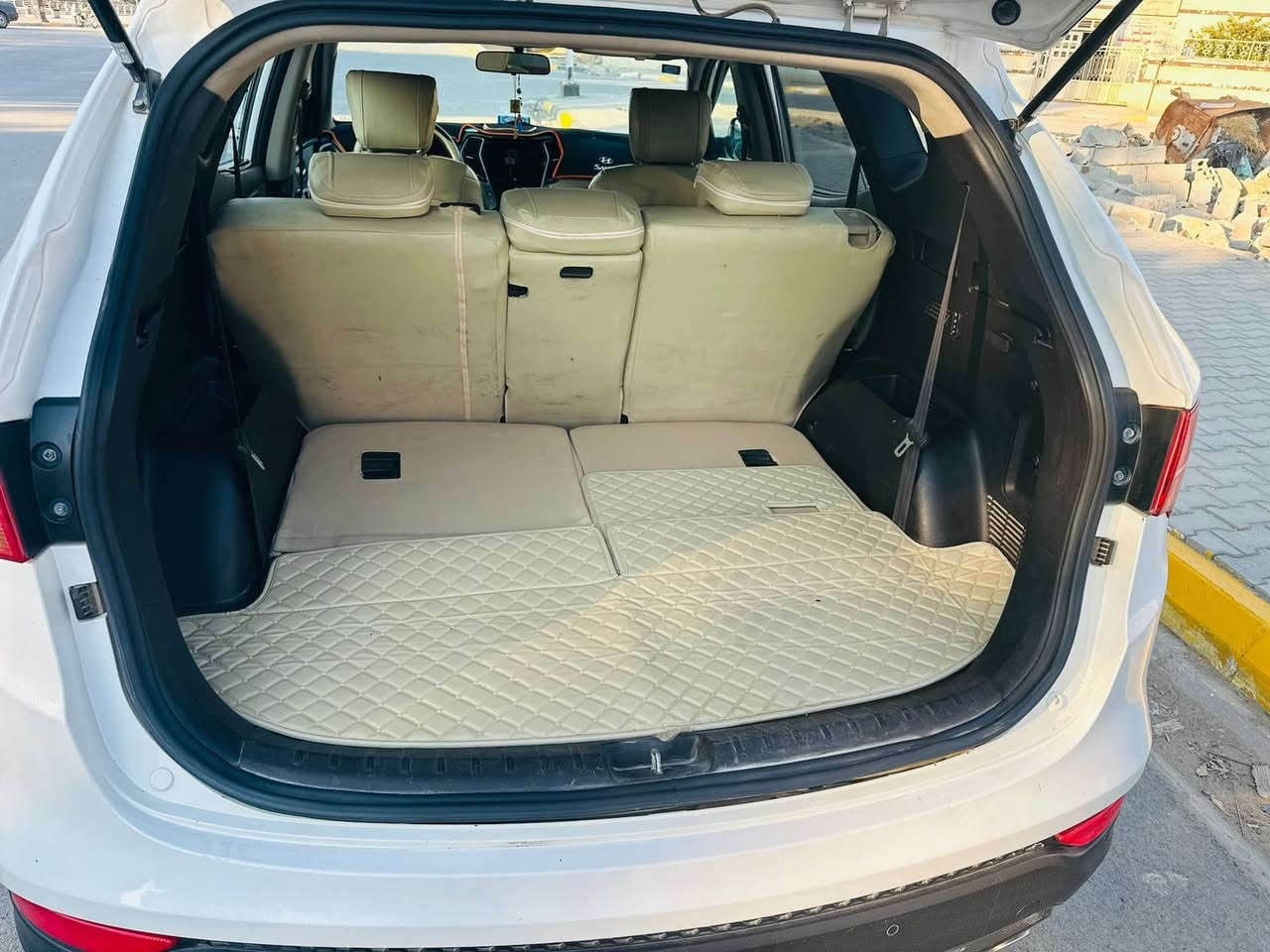 سنتافيا خليجي2014 كفاالة عامة
السياره فوول مواصفات ماشايه196km
بسمي هزه ورقم بغداد جديد 
مكينه سته سلندر3300 كفاله من الفتح والتنقيص والبخار بنوراما فتحتين بصمات ابواب وتشغيل ترحيب بالمري واشاير  لايت لد ويل كروم 19فور ويل مانع انزلاق كامره دواره تحكمات ستيرن سبعه راكب كشنات جلد كهربائيه تدفئة تبريد ثلاث أنظمة قيادة سايد بريك بصمة اجدد من الصور
السعر١٧٣ وبيه مجال للشراي مكاني واسط الحي
***********
***********
