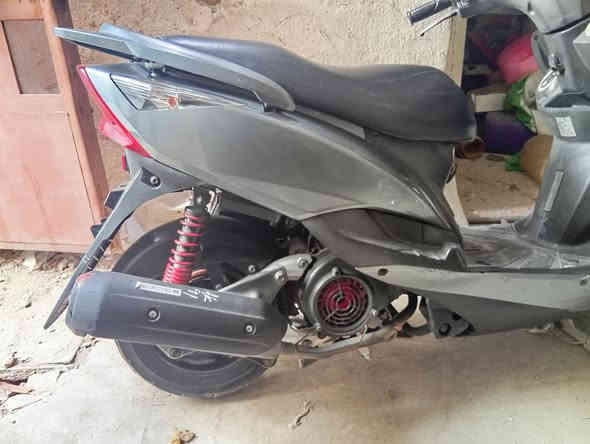 ثعلب فحل للبيع الدراجة جديدة رمبة قبل  شهرين بالضبط  اشتريتها و مطالع بيها هواي ع كد الدوام 
الدراجة جديدة  750 قفل حت محد يعاملني ، أبيعها لان ماحتاجها بعد 
للتواصل واتساب او اتصال
***********
مكاني بغداد الحرية الاولى دور الشؤون
