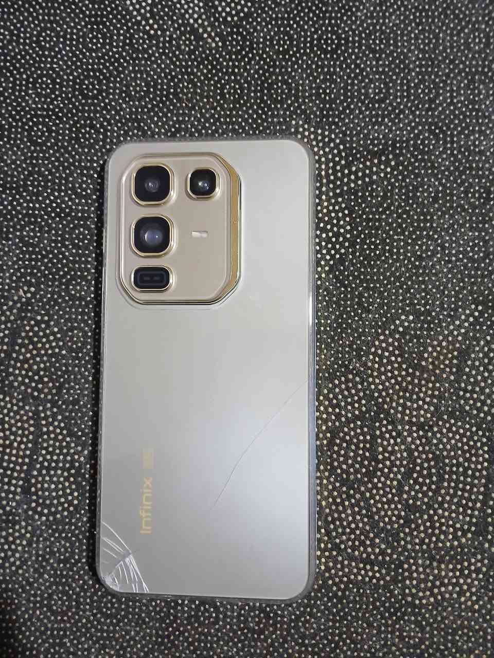 للبيع مستخدم اسبوع مابيه شي غير هاذا الكسر بصيط سعره 130


**إذا كنت صاحب هذا الإعلان وتريد حذفه لأي سبب، رجاءا أرسل رسالة إلى الدعم الفني**