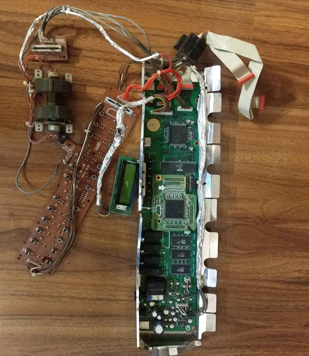 بورد korg X5Dr کامل شغال مع التوصیل للبیت السليمانية, العراق


**إذا كنت صاحب هذا الإعلان وتريد حذفه لأي سبب، رجاءا أرسل رسالة إلى الدعم الفني**