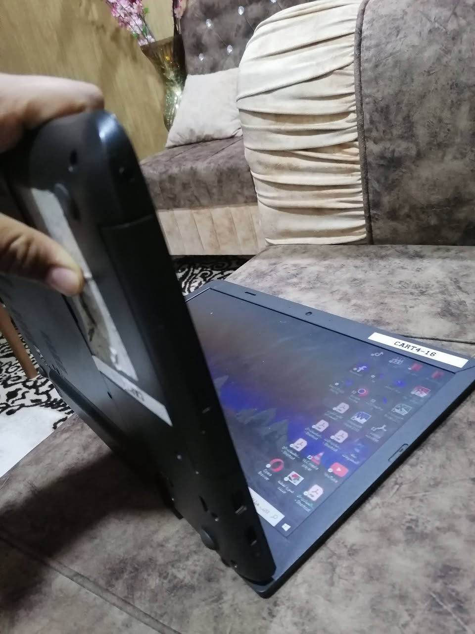 السلام عليكم
عندي لابتوب Ienovo ThikPad E550 هارد 256SSD رام 4مستعمل قليل وندوز 10 البطاريه تتطول 2 ساعتين أكثر السعر 140وبي مجال قليل مكاني موصل المعالج كور اي 3 ثري


**إذا كنت صاحب هذا الإعلان وتريد حذفه لأي سبب، رجاءا أرسل رسالة إلى الدعم الفني**