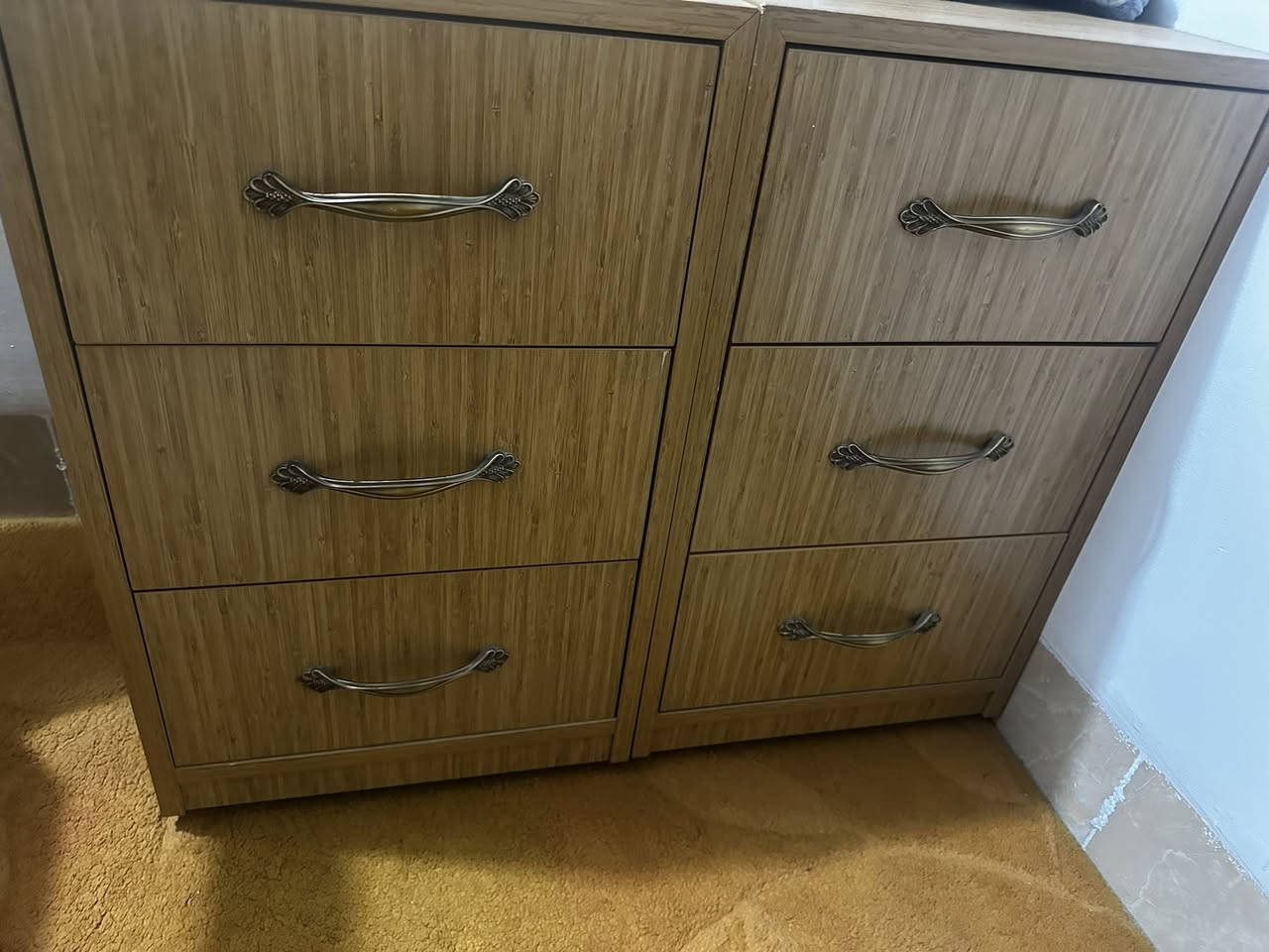 ميز للبيع مع مجرات عدد ٢ تنحط جوا ال ميز مكاني أربيل سعر ١٢٥ الف


**إذا كنت صاحب هذا الإعلان وتريد حذفه لأي سبب، رجاءا أرسل رسالة إلى الدعم الفني**