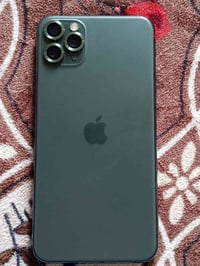 آيفون ١١ برو ماكس • مبدل شاشة • بطارية ٨٢