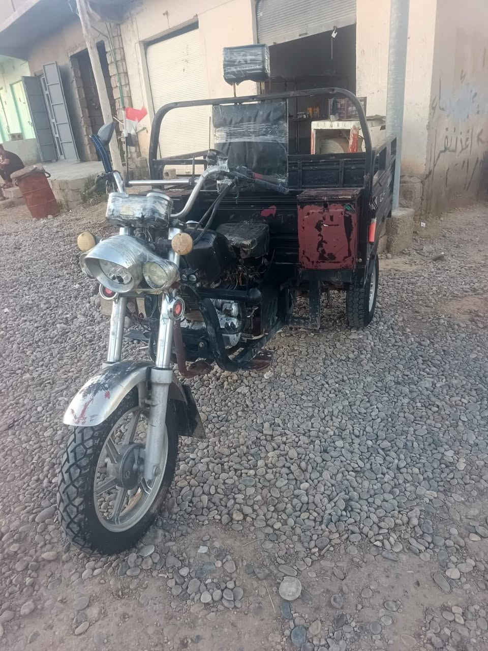 ستوته للبيع السعر مليون وميه جاهزه موديل 22 اتصال ***********
