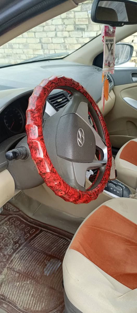 السلام عليكم
سياره اكسنت مديل 2014
خليجي بيه صبغ احزام جراد بس
مكيه 1600
كير مكينه نظيفات على الفحص
تخم تاير جديد
مكان السيارة الديوانية 
السعر ٩٥ وبيها مجال
الاتصال وواتساب
***********
***********
ابو علي
