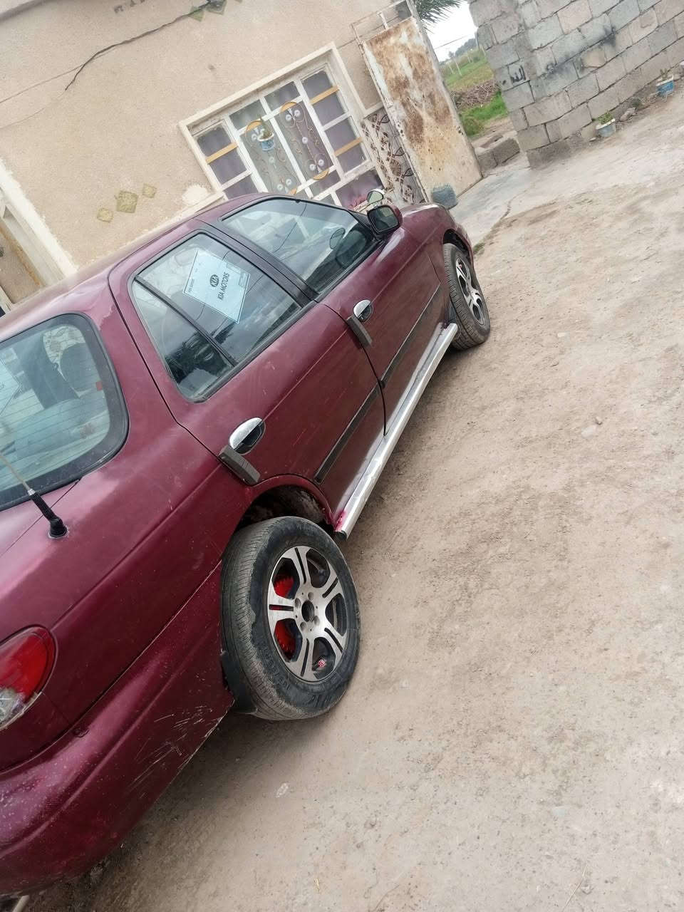 سلام عليكم عندي سياره للبيع سعر 28 عنوان ديالى رقم الهاتف ***********
