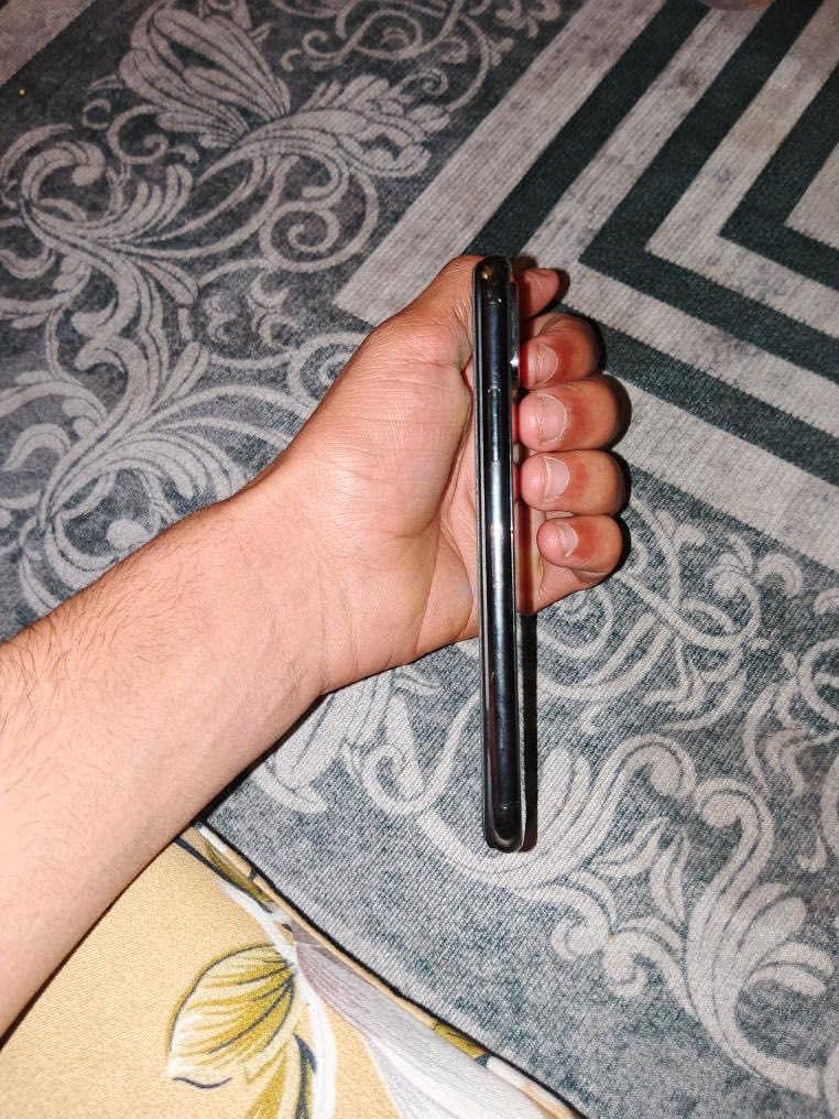 ايفون اكس عادي ذاكرة 64 نضيف كلش مرتب فول كامرة خط شغال كلشي فيس ايدي متوقف بسبب تحديث فقط مبدل  بطارية وضهر مكسور باقي مكفول سعر 140مجال قليل 

🚫🚫🚫المكان بغداد دورة


**إذا كنت صاحب هذا الإعلان وتريد حذفه لأي سبب، رجاءا أرسل رسالة إلى الدعم الفني**