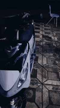 سلام عليكم دراجه ماكس منغولي  لبيع صار شهرين من طالعه من الوكيل كل شغال كهربائيات وكلشي ما عايزه  برقي ما مفتوح بيه سعر ٨٠٠ وبيه مجال مكان نجف كوفه رقم
***********
