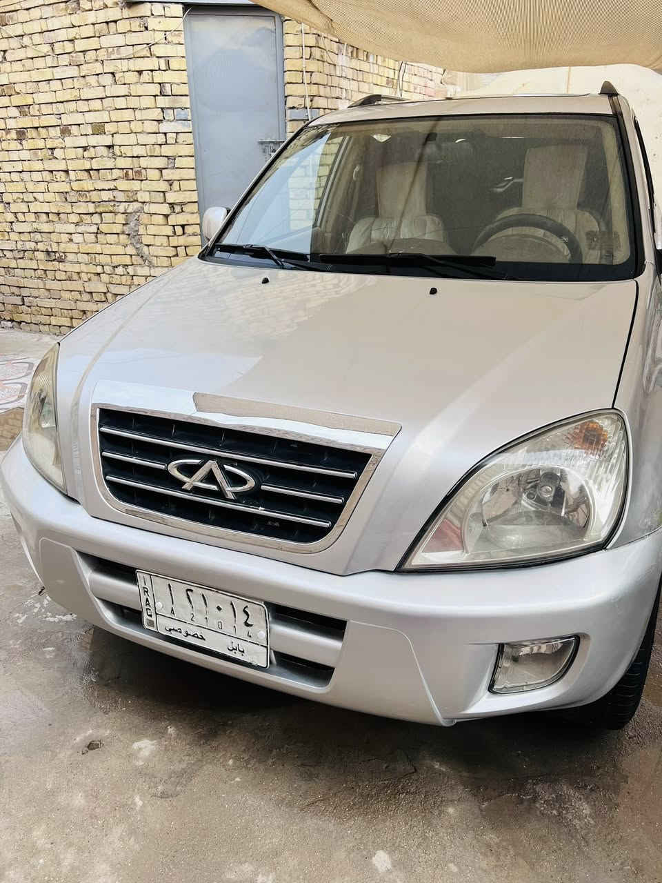 السلام عليكم
تيكوو استلام شركه بسنتهه لليوم مال موضف ع ايد وحده جديده بالكارتون 
ماشيه 190 قابل للزياده
موديل 2011 كير ميكانيك المرغوب مكينه بلاد مامفتوحه شرط
دواخل لونين
حساسات خلفيه
فتحه سقف
تبريد ثلج
حداديه جديده
كهربائيات كله شغاله
رقم بابل تحويل ثاني يوم 
السعر 59 وبيها مجال قليل
العنوان ذي قار  / الشطره ***********
