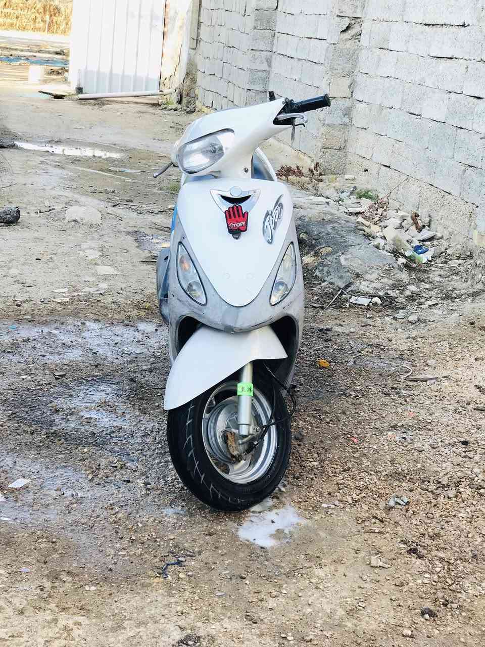 دراجهه. ماكس منغولي للبيع اًو المراوس. بسعر مناسب.خاص      لمو شراي. لا يدخل.


**إذا كنت صاحب هذا الإعلان وتريد حذفه لأي سبب، رجاءا أرسل رسالة إلى الدعم الفني**