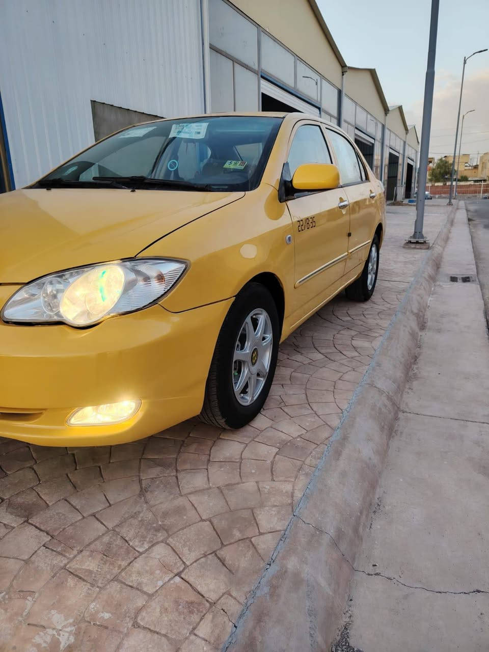 السلام عليكم بي واي دي موديل 2011مكينه لانسر كلج جديد صدر امامي خلفي  تخم تاير كهربائيات فول مكفولة من الضربه والتبديل بيه مكانات صبغ هيئة وغرامات  مصفرة تبريد ثلج  السعر 54 العبيدي الرئاسة ***********
