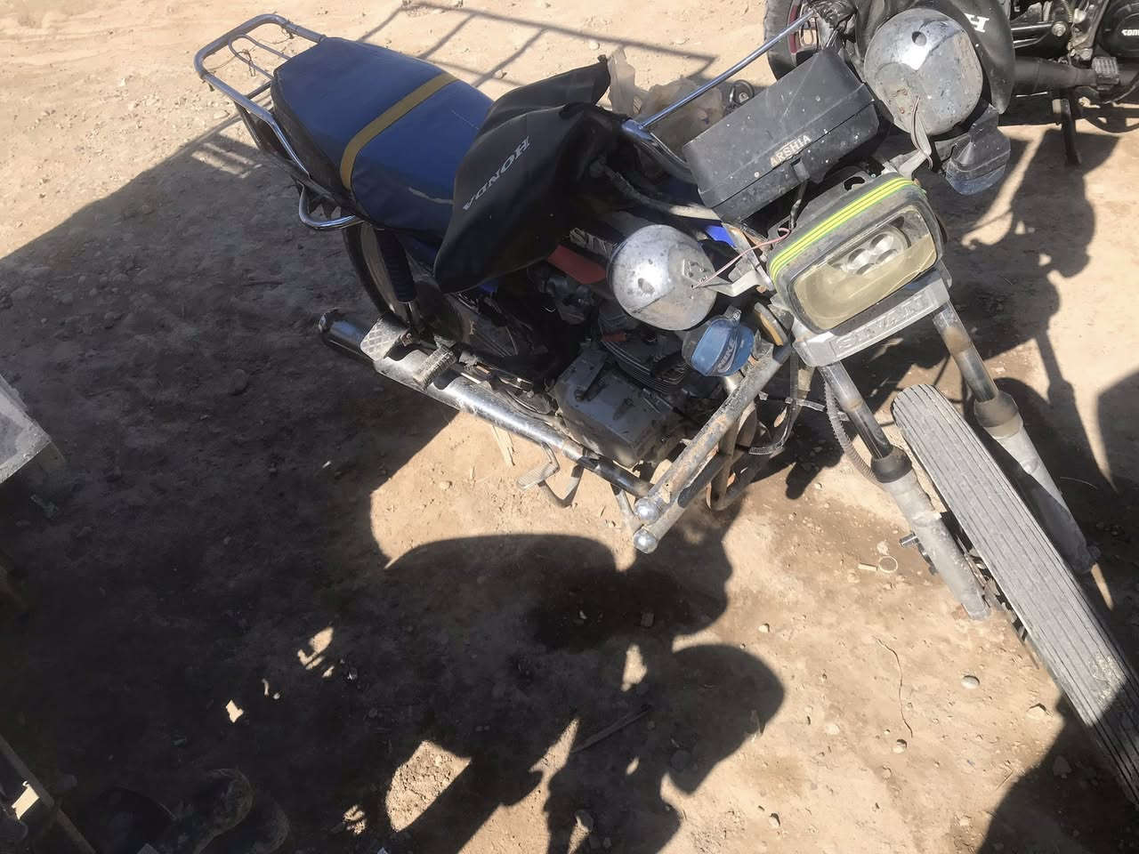 سلام عليكم دراجه سيفان 2019 اوراق اصوليه كامله محرك مامفتوح تايرات جدد كهربائيات كامله وهاي صور كدام عينك 
مكاني ديالى شهربان تقاطع الوجيهيه مراوس او بيع 
***********
