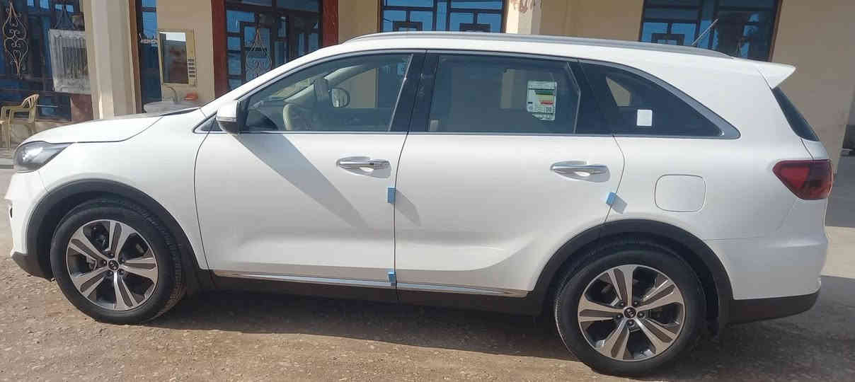 سورنتو  ٢٠
رقم سليمانيه   
 بصمة تشغيل + ابواب +بانوراما
6 سلندر  حجم 3500 ماشيه 109حقيقي
كير 8 سرعات 
كشنات  كهرباء 
كامرة دواره
حساس امامي خلفي
 3قطع تبريد7 راكب
تحكم سترين جهتين 
بردات خلفية أريل نفكيشن 
مري ترحيب عند الإقتراب+أشارة
فتح الصندوق التلقائي عند الاقتراب إليه 
4 أنظمة قيادة 
جنطة كهرباء ذكية
شاحن واير ليس 
السيارة جديدة
مكفوله كفاله عامه 
 السعر 270 وبيه مجال              
للتواصل رقم الهاتف ***********                              مكان السياره واسط العزيزيه
