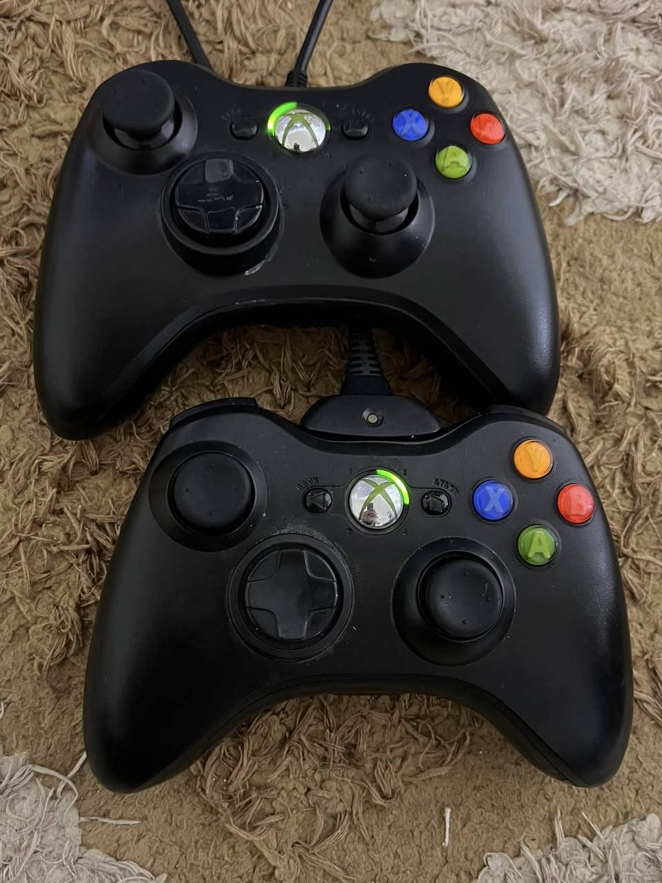 اكس بوكس 360 بي هارد 105 لعبة جوستكات ثنين  محدثة تحديث جديد  اريد ابيعة بسبب دراسة ابي اخذتة 130 ابيعة ب100


**إذا كنت صاحب هذا الإعلان وتريد حذفه لأي سبب، رجاءا أرسل رسالة إلى الدعم الفني**