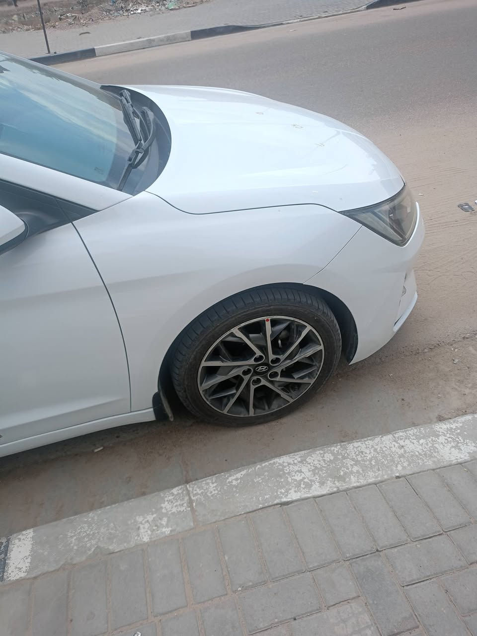 سلام عليكم سياره للبيع بصمه فول مديل 2020 سنويه ال 2031 سياره
سياره بيه باب بارد ولدوسه مصبوقه ***********
السعر 147 والشراي يدلال
