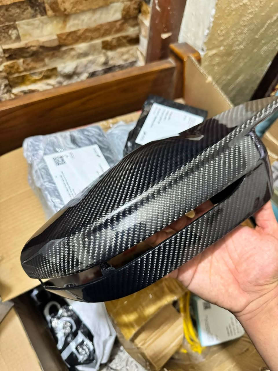 مري كاربون
اخر قطعه لل340-440-540
قطعتين 330-430-530

اغلب فئات الGسيرس الحديث

كاربون حقيقي 

***********واتساب
