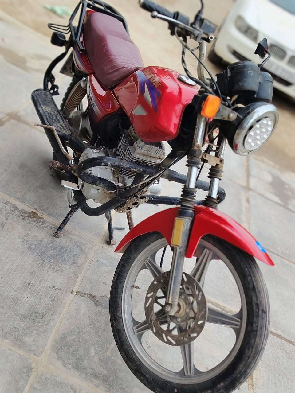 السلام عليكم دراجه دايوان عضم للبيع
دراجه كلك كلك بدون اوراق سعره 450 
مكاني ديوانيه قضاء سومر


**إذا كنت صاحب هذا الإعلان وتريد حذفه لأي سبب، رجاءا أرسل رسالة إلى الدعم الفني**