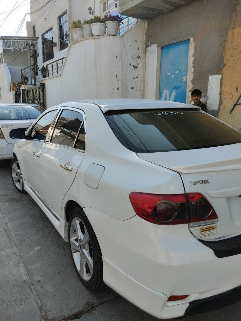 بیکاشۆ 2013 چار پارچەی هەیە  گێر تۆمەتیکە  سپی سەدەفی  خرەمەیکی باشی لەسەرە نزیکەی 5وەرەقەی لەسەرە پاش مەعمەلە دەی گەرێنمەوە بۆزانیەری زیەتەر تەلەفۆن بەکە  *********** أربيل, العراق
