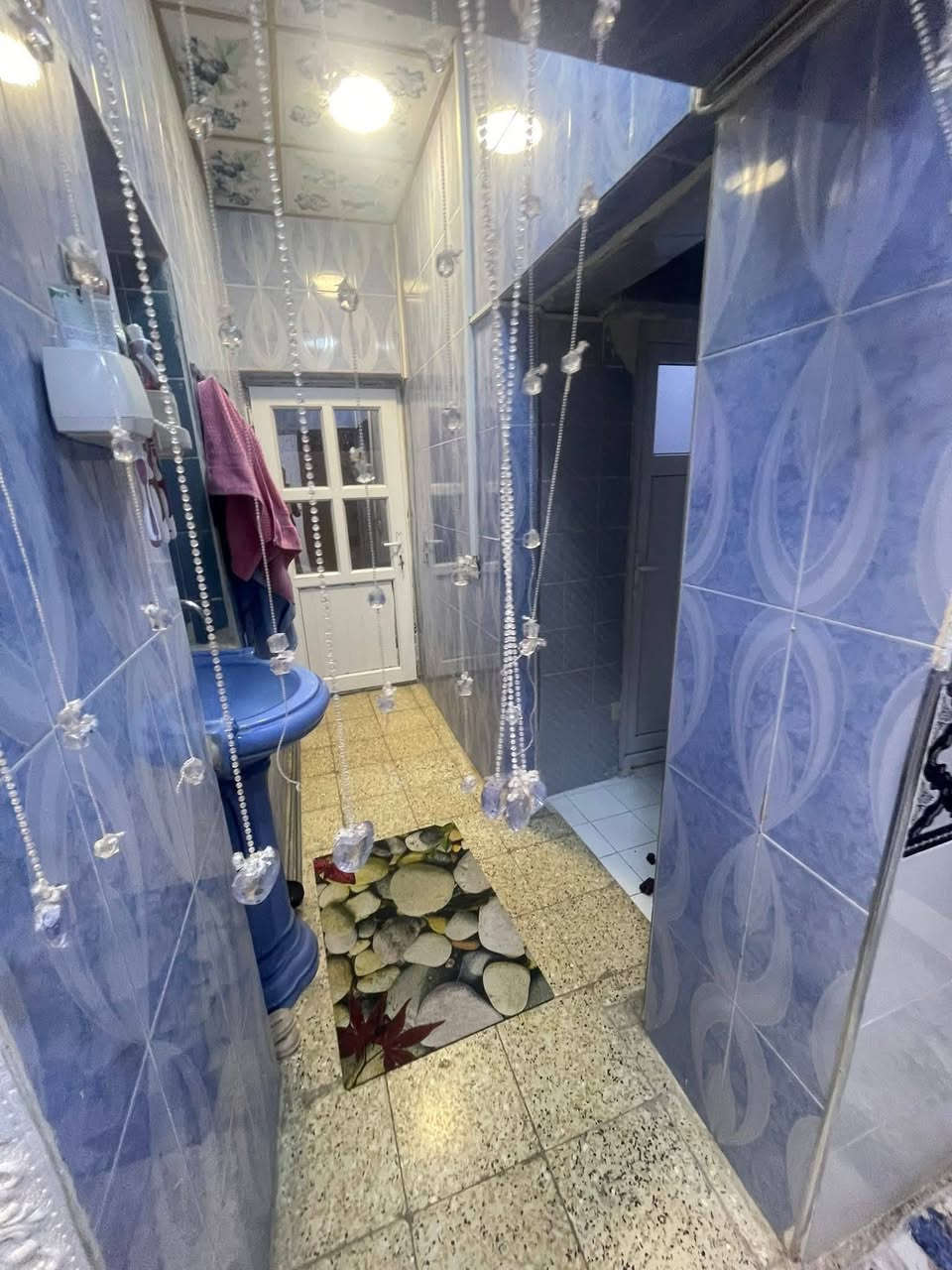 دار للبيع طابو ملك صرف بأسم شخص واحد

الدار جداً نضيف ويُباع بسعر قطعة ارض
♦️المساحة 400 متر واجه 20 متر

♦️الموقع كركوك واحد اذار قرب الفلكة 

بناء 2006 شارع 12 متر 

يحتوي الدار
الطابق الأول  ع حديقة وكراج واستقبال و3 غرف نوم ومطبخ وصحيات مع سرداب غرفة وحدة مخزن

طابق ثاني غرفتين نوم وصاله وصحيات 

💵💵السعر ع الأتصال لطفاً 💵💵

 1- التعامل يكون مع صاحب العقار الشرعي
2- المكتب  وسيط بين الطرفين ولحفظ الأجراءات  القانونية والتأكد من صحة العقار قبل تسليم اي مبلغ بأشراف قانوني 
——————
مكتب زهرة الخليج 
*********** أبو محمد 
0772831000 أبو علي 
—————
4-موقع   المكتب كركوك حي الواسطي 
سايدين القديم مقابل صيدلية صوفيا 
✅نستقبل جميع عروضاتكم السكنيه والتجاريه في كركوك 💯والترويج لها عبر الصفحه الخاصة بمكتب زهرة الخليج 
للأستثمار والتطوير العقاري  معنا نحو الأفضل المكتب مجاز من غرفة تجارة ونتعامل بأشراف قانوني
