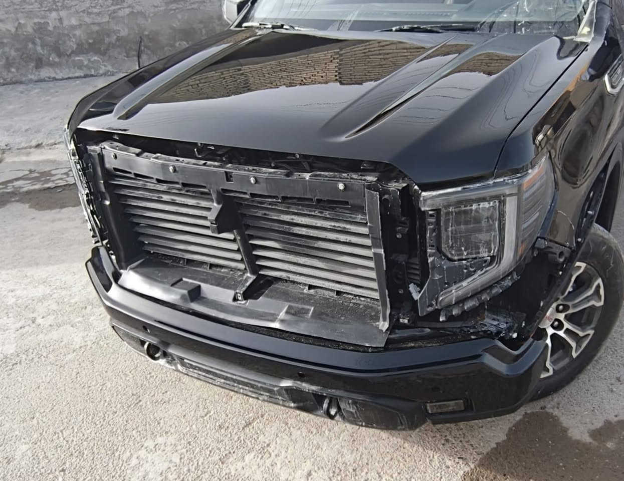 السلام عليكم
سيارة gmc sierra تجهيز وصبغ قطع البنيد والدعامية والبدي اما الباب الخلفي فانصبغ قطع راس وان شاء الله يعجبكم الشغل 
للتواصل ***********
