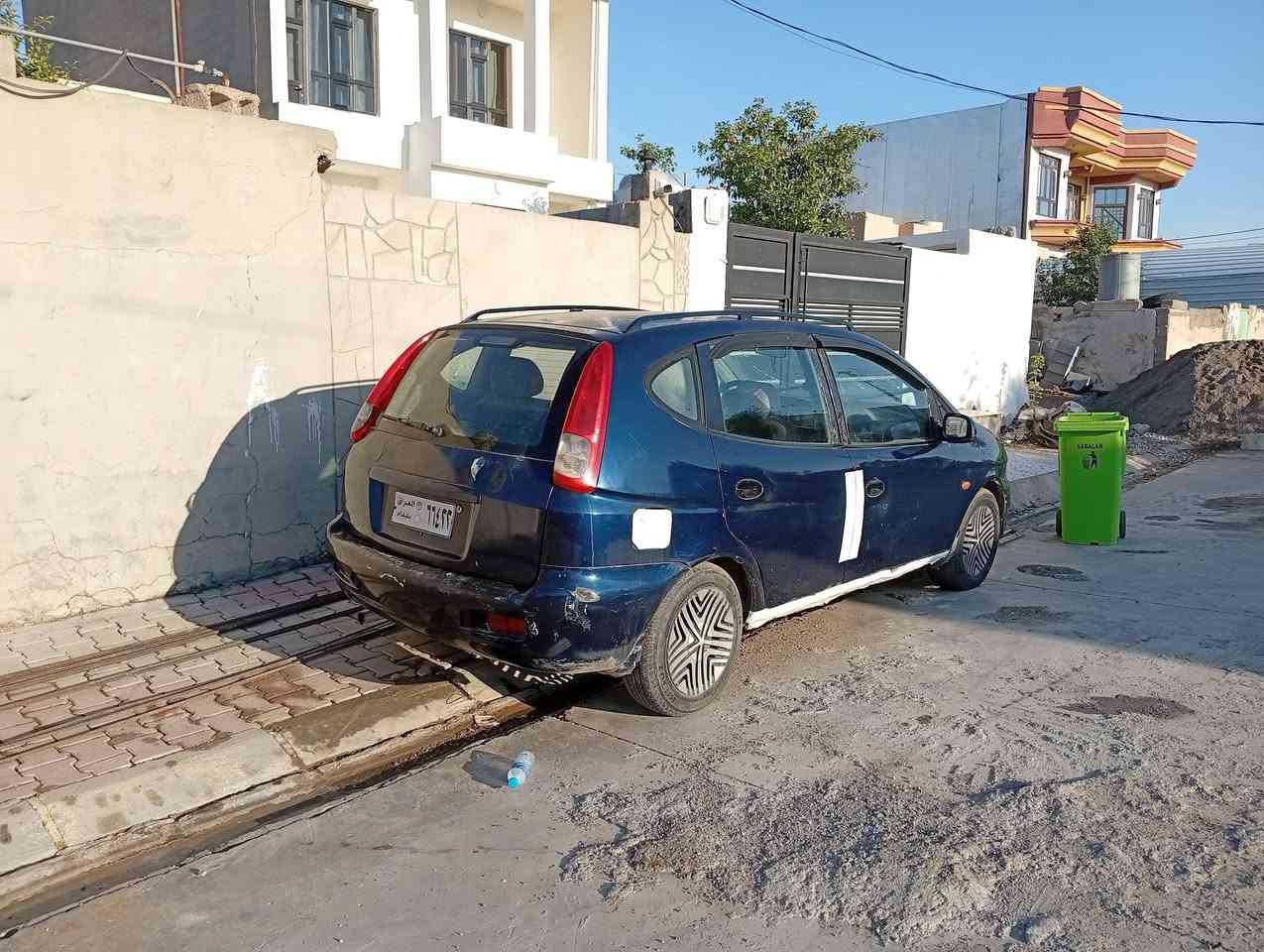 للبيع دايو 2000
محرك ميشتغل معلگ ولف بي
صاحبه ماأندله وابيع الموجود السعر 12وبي مجال 
الشراي يتصل ***********
