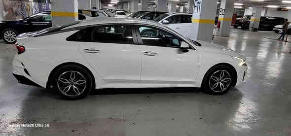 السلام عليكم
كيا كي فايف خليجي وكالة مكفولة 
الموديل : 2022 

رقم : اربيل إنكليزي
ماشيه 83 الف كيلو
المواصفات : 
محرك : 2000
بصمه + تشغيل عن بعد + بصمه احتياط موجوده 
كشن كهرباء
كشن جلد
تدفئة كشنات 
جنطة ذكية تفتح عند الاقتراب
تبريد بيانو لمس
اوتو هولد 
5 وضعيات قيادة  
كامره خلفيه دواره 
حساس خلفي
حساس امامي 
قطعتين تبريد
كير 6نمر
فول تحكم استيرن 
5 ويل
لايت4عدسات
سيارة حيل نظيفة كلشي على
 وضع الشركة
رقم صاحب سيارة ***********
السعر 189 وبي مجال بسيط
مكانها بغداد بغداد
