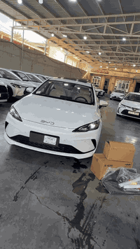 وصلت  فول مواصفات Seal 05 DM-i 2025  BYD
🔥🔥العرض يشمل 🔥الدلاليه يعني صافي بدون اجور اضافيه 

العرض خاص وكميه موجوده 🔥🔥🔥🔥🔥🔥🔥🔥🔥

السعر تفليش 🔥🔥🔥🔥🔥🔥🔥🔥🔥

 صافي 21.800.000🔥🔥🚦🚦🔥🔥

🔋 هايبرد (DM-i) يجمع بين الأداء والكفاءة

⚡ مدى كهربائي يصل حتى 90 كم بالشحنة الواحدة

🛣️ مدى كلي طويل يجمع بين البنزين والكهرباء

🖥️ شاشة ذكية + عدادات رقمية بالكامل

🛋️ مقاعد مريحة ومساحات رحبة بتصميم عصري

🛡️ نظام لمساعدة السائق بأحدث تقنيات الأمان

🚀 سيارة أنيقة، اقتصادية، وذكية… خيارك المثالي لعام 2025

📍متوفرة لدى معرض الوطن لتجاره السيارات

📍موقعنا: بغداد الكريعات شارع الوقف السني

🙏 نسعد دائماً بخدمتكم 🙏

الاستفسار 📞
***********
#BYD #Seal05 #هايبرد #سيارات_2025 #الجيل_الجديد
