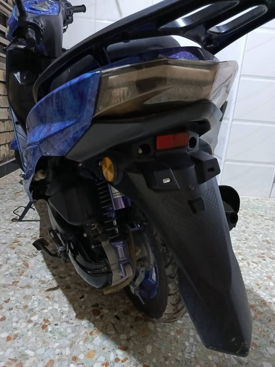 لبيع دراج موديل 23 خت الزيرو 
مكان الشعب***********

