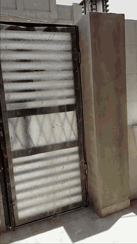 السلام عليكم مشتمل للبيع منطقة عميشه 100متر  طابق واحد مطلوب اسكان بشارع دلالية محمد الاماره للاستفسار الاتصال ***********
