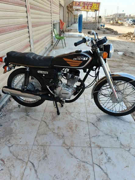 سلام عليكم دراجة اربعة كير تعمير جديد شاصي هوند مرقم وشرط رقم مميز دراجة ماشية 800 كيلو الف ماداكة محرك انتنس شلعة ومعدل برغي ما مفتوح فر المصلحين كلهة دراجة تاخذهة الف ما ذب عليهة كاملة من كهربائيات ومن شكل  تعمير باكستاني السعر مليون 650 وبيهة مجال المكان كوت انوار الصدر الاستفسار ‏‪***********‬‏ متواجد خاص

ول مايعرف هوندا شنو لا يراسل
