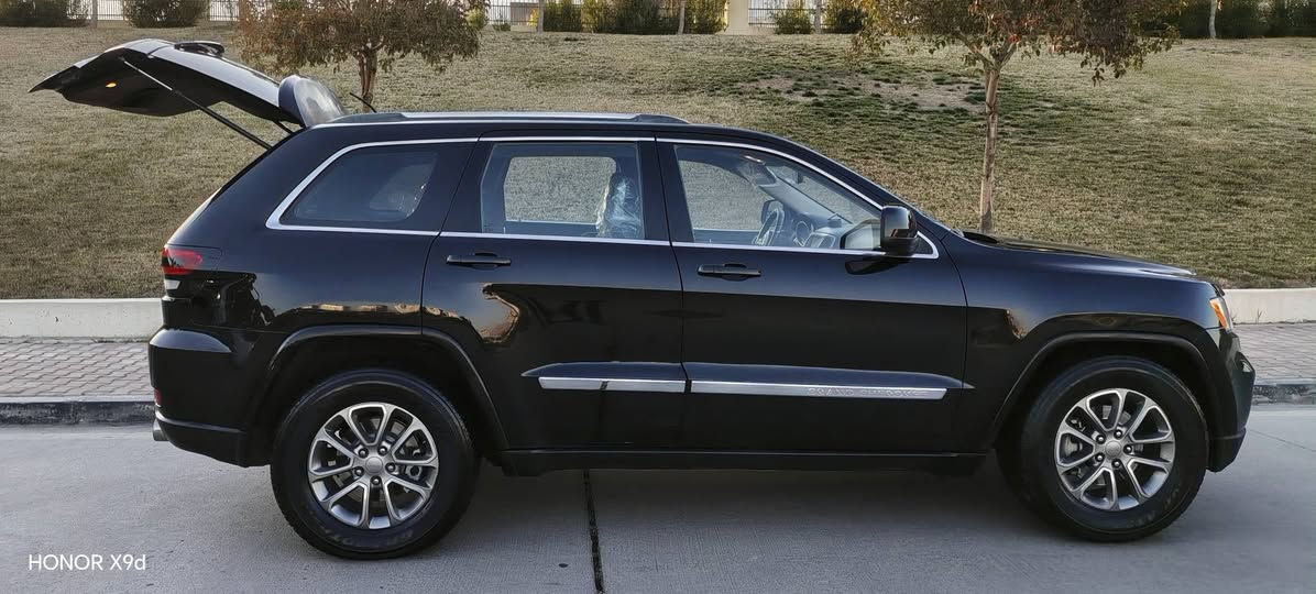 بسم الله سلام عليكم
جيب لاريدو مواصفات  2011  جدید بمعنا کلمه نضیف سیاره  فول فول مواصفات بدون بانو راما      تبريد صدر إطارة شرط  تبريد مركزي فديو  وخلف وتحكمات دواخل جلد  جدد بدون شك استيرن وبلوتوث وabsوauxوusbكامرة خلفي حساسات او بلوتوث او جيبي اس كشن كهربائي كشنات جديد بعده جيب بلادي تدفيه تبريد
اربع تراكشن  استيرن هيتر جنطا  امرايات  سياره واحد عله واحد   سياره جديد شرط كاعيات شركه  كل عل بلادي سياره مال بيت كير محرك كل شرط بدون فتح كل عل بلاد  سياره   كلش جديده    ماشيه حقيقي ١٠٤ ميل

 سنوية  رقم ان كليزي    كله جدد   مجددة بدون أي نقص كله شرط تخم تایر ویل بلاد اصلی صدر امامی خلفی100% جام بطاریه کل جدید شرط محر6سلندر مرغوب
سيارة كفاله من غرق او  ظرر او اي شي  ملاحظات سونار موجود بل منشور مابي سيارة مکان سليماني (((سعر 151))) رقم سنوي هزا جديد لحد 2030 بسمس 
***********رجا مو شرای  لاتكسر حلال ناش احترامی للکل  محترام
